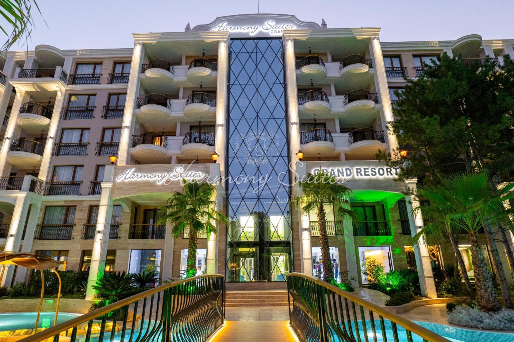 Harmony Suites Grand Resort サニービーチ エクステリア 写真